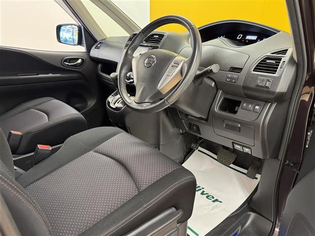 セレナ ハイウェイスターG S-ハイブリッド エアロモード 純正ナビ バックカメラ 両側パワースライドドア アルパイン10.2型フリップダウンモニター クルーズコントロール オートライト フォグランプ 純正フロアマット 純正16AW スマートキー2本 ETC(11枚目)