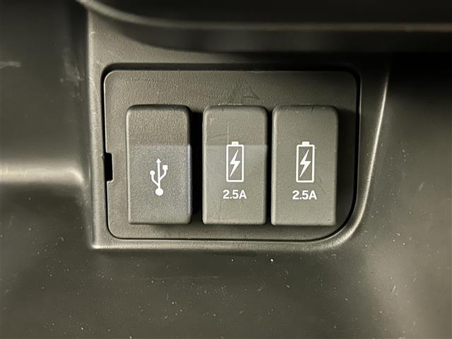 N-BOXカスタム G・EXターボホンダセンシング 純正7インチナビ バックカメラ 両側電動スライドドア パドルシフト 衝突軽減ブレーキ LEDヘッドライト LEDフォグランプ 純正ドライブレコーダー ETC リアコーナーセンサー クルーズコントロール(14枚目)