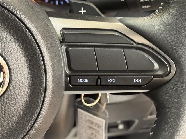 ＧＲヤリス ＲＳ　純正Ｔコネクトナビ　バックカメラ　Ｂｌｕｅｔｏｏｔｈ　フルセグＴＶ　ＵＳＢ　ＬＥＤヘッドライト　フォグランプ　前席シートヒーター　ハンドルヒーター　パドルシフト　オートホールド　電子パーキング（33枚目）