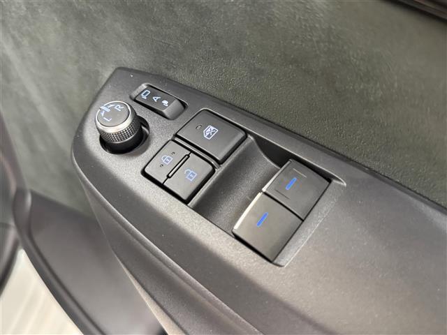 ＧＲヤリス ＲＳ　純正Ｔコネクトナビ　バックカメラ　Ｂｌｕｅｔｏｏｔｈ　フルセグＴＶ　ＵＳＢ　ＬＥＤヘッドライト　フォグランプ　前席シートヒーター　ハンドルヒーター　パドルシフト　オートホールド　電子パーキング（40枚目）