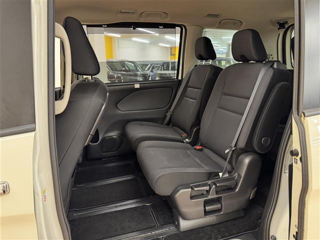 セレナ e-パワー XV 純正9インチナビ アラウンドビュー プロパイロット コーナーセンサー インテリミラー Bluetooth フルセグTV 両側電動スライドドア 前席シートヒーター ハンドルヒーター ETC ドラレコ(19枚目)