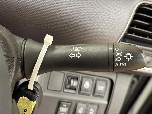 セレナ e-パワー XV 純正9インチナビ アラウンドビュー プロパイロット コーナーセンサー インテリミラー Bluetooth フルセグTV 両側電動スライドドア 前席シートヒーター ハンドルヒーター ETC ドラレコ(40枚目)