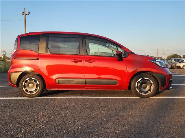 シエンタ ハイブリッドZ ディスプレイオーディオプリクラッシュセーフティシステムパーキングサポートブレーキブラインドスポットモニター LEDヘッドランプ スマートエントリー スタートシステム(18枚目)