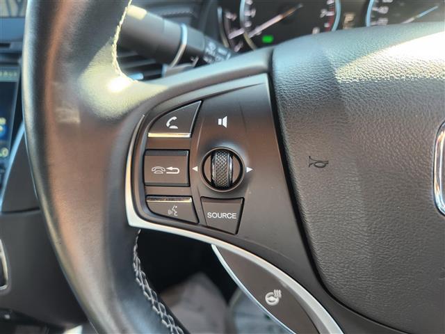 レジェンド ベースグレード 禁煙車 サンルーフ 全方位モニタ アダプティブクルコン 衝突被害軽減 車線逸脱防止支援 誤発進抑制 LEDオートライト 純正ナビTV ETC2.0 黒革シート シートヒーター 前席Pシート/エアシート(22枚目)