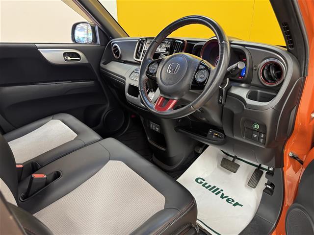 Ｎ－ＯＮＥ ＲＳ　純正１ＤＩＮオーディオ　　ＣＤ　ＡＵＸ　衝突軽減ブレーキ　クルーズコントロール　パドルシフト　ＬＥＤヘッドライト　ＬＥＤフォグランプ　ＥＴＣ　スマートキー　プッシュスタート　純正フロアマット（8枚目）