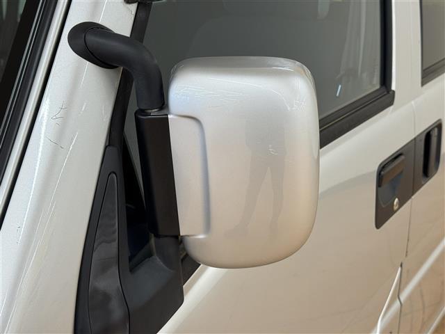 サンバーディアス ディアス スーパーチャージャー スーパーチャージャー 5速MT CDオーディオ CD/FM/AM 両側スライドドア 純正フロアマット 純正ドアバイザー 純正ホイールキャップ リモコンキー(15枚目)