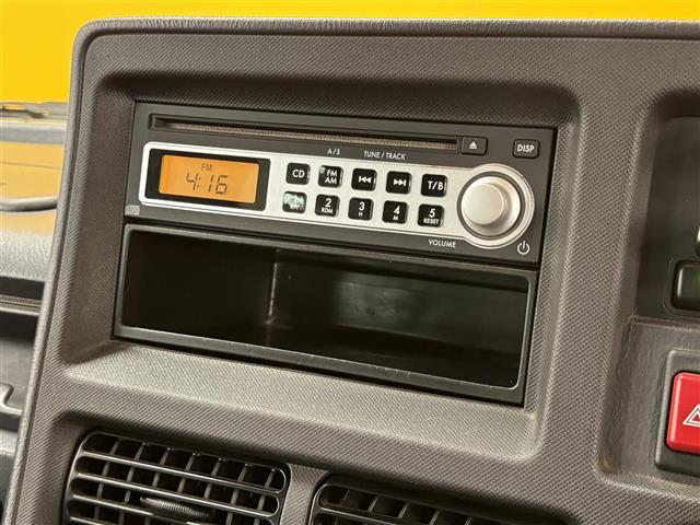 サンバーディアス ディアス スーパーチャージャー スーパーチャージャー 5速MT CDオーディオ CD/FM/AM 両側スライドドア 純正フロアマット 純正ドアバイザー 純正ホイールキャップ リモコンキー(28枚目)