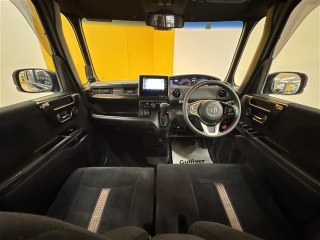 Ｎ－ＢＯＸカスタム Ｇ・Ｌホンダセンシング　純正７インチナビ　バックカメラ　片側電動スライドドア　リアコーナーセンサー　ＬＥＤヘッドライト　ＬＥＤフォグランプ　ＥＴＣ　フルセグＴＶ　Ｂｌｕｅｔｏｏｔｈ　ＵＳＢ　ＳＤ　ＤＶＤ　プッシュスタート（2枚目）