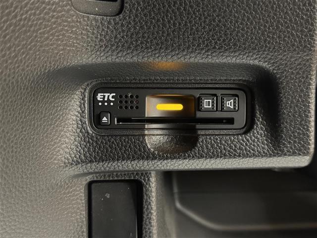 Ｎ－ＢＯＸカスタム Ｇ・Ｌホンダセンシング　純正７インチナビ　バックカメラ　片側電動スライドドア　リアコーナーセンサー　ＬＥＤヘッドライト　ＬＥＤフォグランプ　ＥＴＣ　フルセグＴＶ　Ｂｌｕｅｔｏｏｔｈ　ＵＳＢ　ＳＤ　ＤＶＤ　プッシュスタート（11枚目）