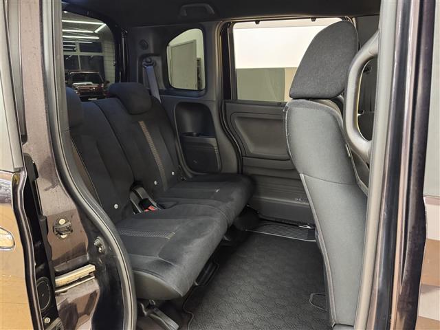 Ｎ－ＢＯＸカスタム Ｇ・Ｌホンダセンシング　純正７インチナビ　バックカメラ　片側電動スライドドア　リアコーナーセンサー　ＬＥＤヘッドライト　ＬＥＤフォグランプ　ＥＴＣ　フルセグＴＶ　Ｂｌｕｅｔｏｏｔｈ　ＵＳＢ　ＳＤ　ＤＶＤ　プッシュスタート（15枚目）