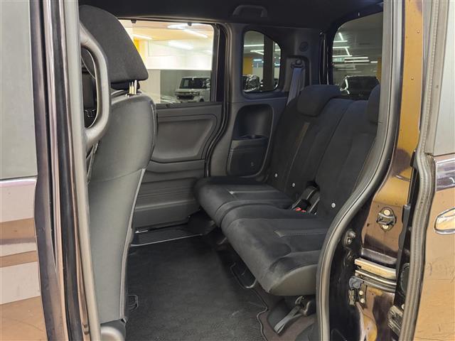 Ｎ－ＢＯＸカスタム Ｇ・Ｌホンダセンシング　純正７インチナビ　バックカメラ　片側電動スライドドア　リアコーナーセンサー　ＬＥＤヘッドライト　ＬＥＤフォグランプ　ＥＴＣ　フルセグＴＶ　Ｂｌｕｅｔｏｏｔｈ　ＵＳＢ　ＳＤ　ＤＶＤ　プッシュスタート（18枚目）