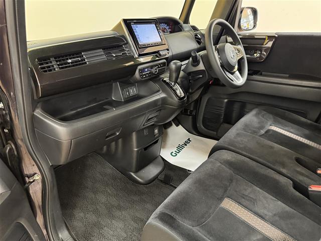 Ｎ－ＢＯＸカスタム Ｇ・Ｌホンダセンシング　純正７インチナビ　バックカメラ　片側電動スライドドア　リアコーナーセンサー　ＬＥＤヘッドライト　ＬＥＤフォグランプ　ＥＴＣ　フルセグＴＶ　Ｂｌｕｅｔｏｏｔｈ　ＵＳＢ　ＳＤ　ＤＶＤ　プッシュスタート（20枚目）