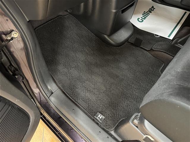 Ｎ－ＢＯＸカスタム Ｇ・Ｌホンダセンシング　純正７インチナビ　バックカメラ　片側電動スライドドア　リアコーナーセンサー　ＬＥＤヘッドライト　ＬＥＤフォグランプ　ＥＴＣ　フルセグＴＶ　Ｂｌｕｅｔｏｏｔｈ　ＵＳＢ　ＳＤ　ＤＶＤ　プッシュスタート（41枚目）