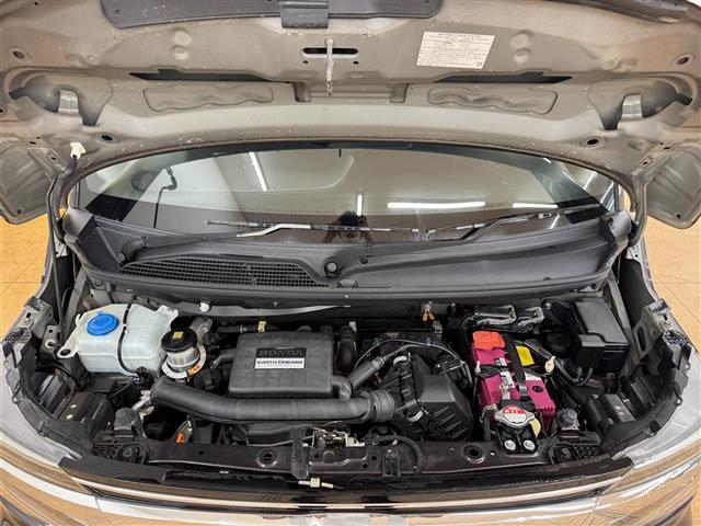 Ｎ－ＢＯＸカスタム Ｇ・Ｌホンダセンシング　純正７インチナビ　バックカメラ　片側電動スライドドア　リアコーナーセンサー　ＬＥＤヘッドライト　ＬＥＤフォグランプ　ＥＴＣ　フルセグＴＶ　Ｂｌｕｅｔｏｏｔｈ　ＵＳＢ　ＳＤ　ＤＶＤ　プッシュスタート（42枚目）