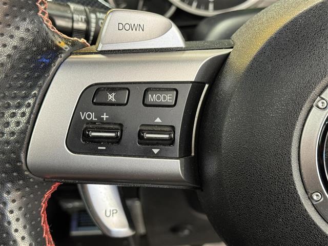 ロードスター Ｓ　ＲＨＴ　純正ナビ　バックカメラ　ＲＥＣＡＲＯシート　ＬＡＲＧＵＳ車高調　ＨＫＳマフラー　ＢＬＩＴＺスロットルコントローラー　ＨＩＤヘッドライト　フォグランプ　本革巻ステアリング　スマートキー　ドラレコ　ＥＴＣ（30枚目）