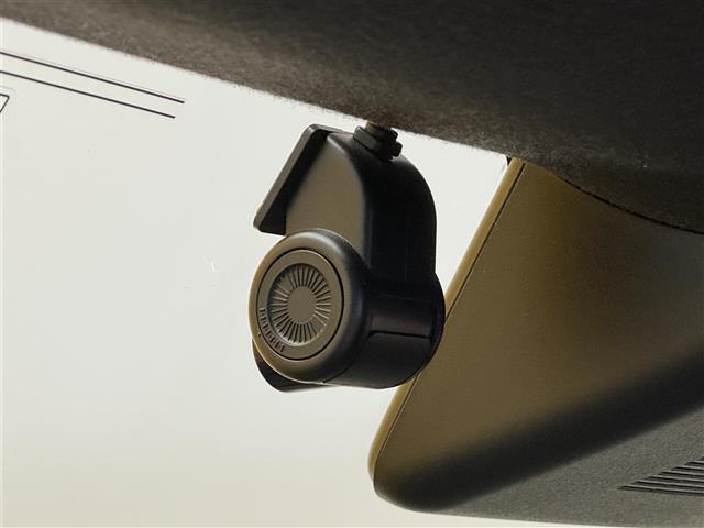 タフト Ｇターボ　スマートアシスト　純正９型ナビ　パノラマモニター　ガラスルーフ　自動駐車　前席シートヒーター　ＬＥＤヘッドライト　フォグランプ　電動パーキング　純正１５ＡＷ　前方ドラレコ　ＥＴＣ　スマートキー２本（12枚目）