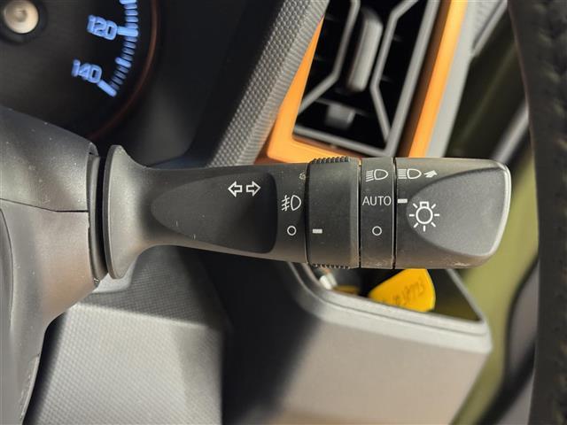 タフト Ｇターボ　スマートアシスト　純正９型ナビ　パノラマモニター　ガラスルーフ　自動駐車　前席シートヒーター　ＬＥＤヘッドライト　フォグランプ　電動パーキング　純正１５ＡＷ　前方ドラレコ　ＥＴＣ　スマートキー２本（40枚目）