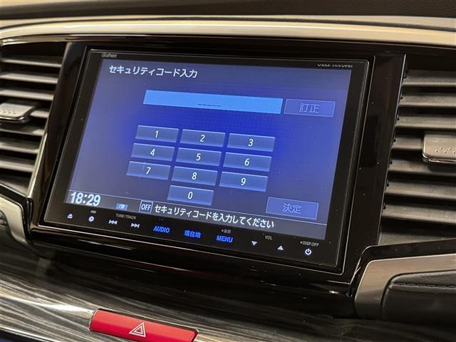 オデッセイ アブソルート・２０ｔｈアニバーサリー　純正９インチナビ　バックカメラ　クルーズコントロール　両側電動スライドドア　フリップダウンモニター　ＬＥＤヘッドライト　フォグランプ　Ｂｌｕｅｔｏｏｔｈ　フルセグＴＶ　ミュージックサーバー　ＥＴＣ（3枚目）