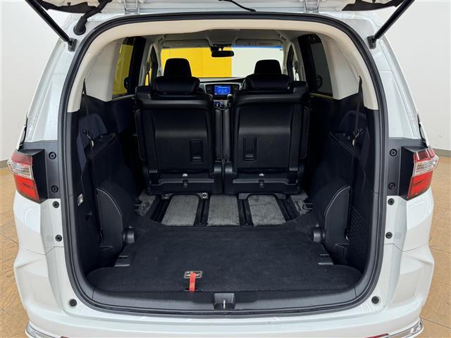 オデッセイ アブソルート・２０ｔｈアニバーサリー　純正９インチナビ　バックカメラ　クルーズコントロール　両側電動スライドドア　フリップダウンモニター　ＬＥＤヘッドライト　フォグランプ　Ｂｌｕｅｔｏｏｔｈ　フルセグＴＶ　ミュージックサーバー　ＥＴＣ（22枚目）