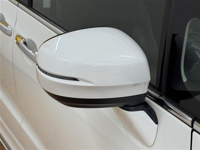 オデッセイ アブソルート・２０ｔｈアニバーサリー　純正９インチナビ　バックカメラ　クルーズコントロール　両側電動スライドドア　フリップダウンモニター　ＬＥＤヘッドライト　フォグランプ　Ｂｌｕｅｔｏｏｔｈ　フルセグＴＶ　ミュージックサーバー　ＥＴＣ（24枚目）