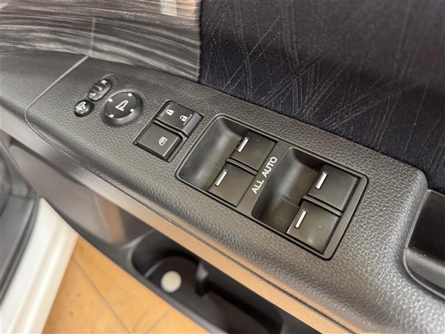 オデッセイ アブソルート・２０ｔｈアニバーサリー　純正９インチナビ　バックカメラ　クルーズコントロール　両側電動スライドドア　フリップダウンモニター　ＬＥＤヘッドライト　フォグランプ　Ｂｌｕｅｔｏｏｔｈ　フルセグＴＶ　ミュージックサーバー　ＥＴＣ（40枚目）