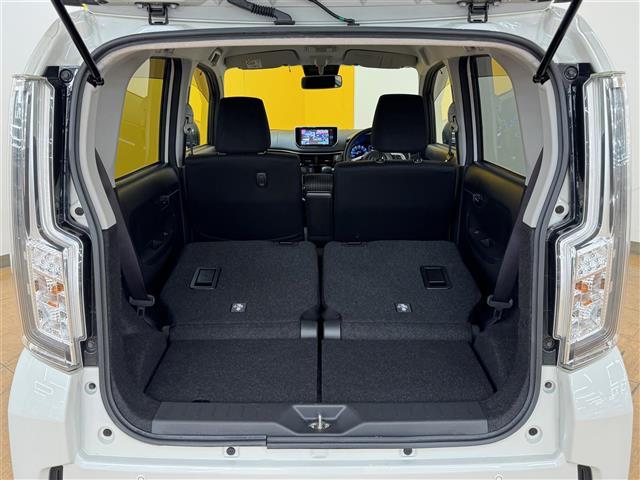 ムーヴ カスタム　ＸリミテッドＩＩ　ＳＡＩＩＩ　純正７インチワイドナビ　全方位カメラ　リアコーナーセンサー　ＬＥＤヘッドライト　ＬＥＤフォグランプ　運転席シートヒーター　Ｂｌｕｅｔｏｏｔｈ　ＳＤ　ＵＳＢ　ＤＶＤ　スマートキー　プッシュスタート（17枚目）