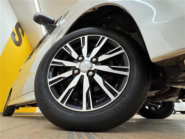 ムーヴ カスタム　ＸリミテッドＩＩ　ＳＡＩＩＩ　純正７インチワイドナビ　全方位カメラ　リアコーナーセンサー　ＬＥＤヘッドライト　ＬＥＤフォグランプ　運転席シートヒーター　Ｂｌｕｅｔｏｏｔｈ　ＳＤ　ＵＳＢ　ＤＶＤ　スマートキー　プッシュスタート（18枚目）