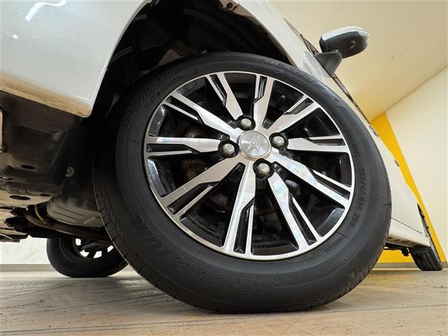 ムーヴ カスタム　ＸリミテッドＩＩ　ＳＡＩＩＩ　純正７インチワイドナビ　全方位カメラ　リアコーナーセンサー　ＬＥＤヘッドライト　ＬＥＤフォグランプ　運転席シートヒーター　Ｂｌｕｅｔｏｏｔｈ　ＳＤ　ＵＳＢ　ＤＶＤ　スマートキー　プッシュスタート（19枚目）