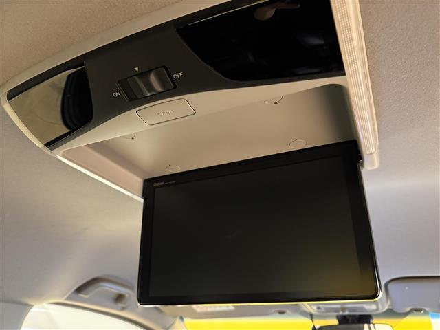 ステップワゴンスパーダ スパーダハイブリッド　Ｇ・ＥＸ　ホンダセンシング　純正１０インチナビ　バックカメラ　両側電動スライドドア　フリップダウンモニター　前席シートヒーター　ＬＥＤヘッドライト　前後ドライブレコーダー　ＥＴＣ　Ｂｌｕｅｔｏｏｔｈ　フルセグＴＶ　ＵＳＢ　ＳＤ（6枚目）