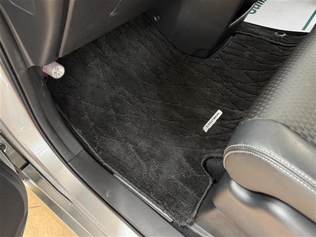 ステップワゴンスパーダ スパーダハイブリッド　Ｇ・ＥＸ　ホンダセンシング　純正１０インチナビ　バックカメラ　両側電動スライドドア　フリップダウンモニター　前席シートヒーター　ＬＥＤヘッドライト　前後ドライブレコーダー　ＥＴＣ　Ｂｌｕｅｔｏｏｔｈ　フルセグＴＶ　ＵＳＢ　ＳＤ（41枚目）