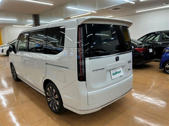 ステップワゴン e:HEVスパーダ プレミアムライン(3枚目)