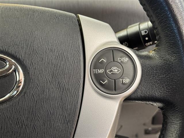 プリウスアルファ Ｇ　純正ＨＤＤナビ　フルセグ　ＣＤ　ＤＶＤ　Ｂｌｕｔｏｏｔｈ　ＨＤＤ　ＡＭ　ＦＭ　バックカメラ　クルーズコントロール　コーナーセンサー　ＬＥＤヘッドライト　ステアリングスイッチ　純正フロアマット（8枚目）