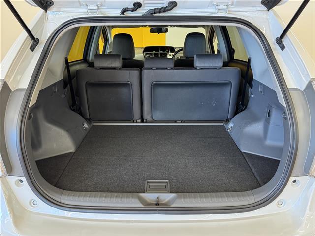 プリウスアルファ Ｇ　純正ＨＤＤナビ　フルセグ　ＣＤ　ＤＶＤ　Ｂｌｕｔｏｏｔｈ　ＨＤＤ　ＡＭ　ＦＭ　バックカメラ　クルーズコントロール　コーナーセンサー　ＬＥＤヘッドライト　ステアリングスイッチ　純正フロアマット（21枚目）