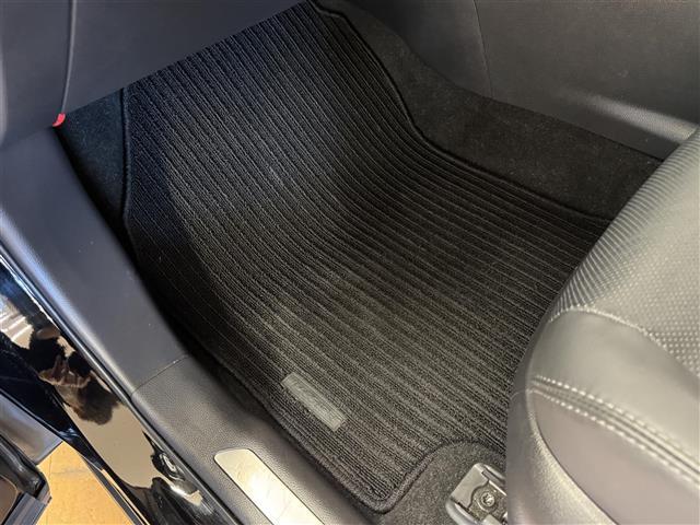 ハリアーハイブリッド Z レザーパッケージ パノラマルーフ JBL トヨタセーフティセンス 純正12.3型ナビ パノラミックビューモニター パワーバックドア デジタルインナーミラー 前席パワーシート 温シート 冷シート 前後ドラレコ ETC(41枚目)