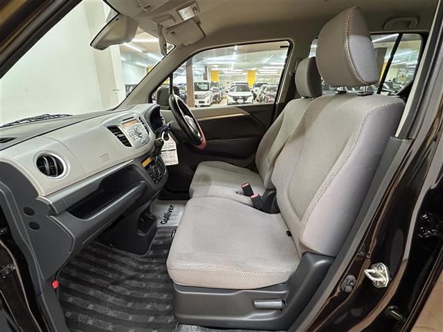 ワゴンR FZ 衝突軽減ブレーキ 純正オーディオ CD AUX 運転席シートヒーター スマートキー プッシュスタート 純正フロアマット 純正ドアバイザー 純正14インチアルミホイール(13枚目)