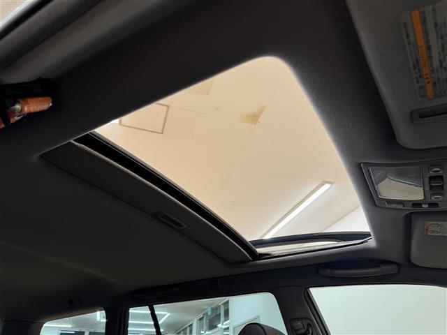 クラウンエステート アスリートV プレミアムスポーツセレクション メーカーナビ CD TAPE トラクションコントロール パドルシフト サンルーフ ヒーターミラー 純正エアロ ETC 純正フロアマット 純正ドアバイザー 純正16インチアルミホイール(6枚目)