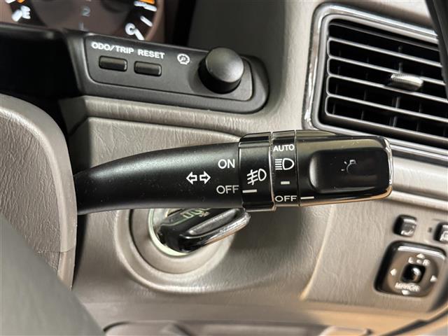 クラウンエステート アスリートV プレミアムスポーツセレクション メーカーナビ CD TAPE トラクションコントロール パドルシフト サンルーフ ヒーターミラー 純正エアロ ETC 純正フロアマット 純正ドアバイザー 純正16インチアルミホイール(35枚目)