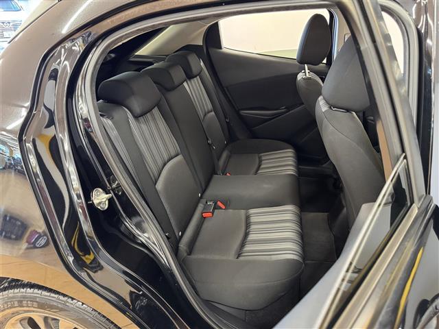 ＭＡＺＤＡ２ １５Ｓ　マツダコネクトナビ　スマートスマートシティブレーキ　ブラインドスポットモニター　車線逸脱警報システム　パーキングセンサー　３６０°ビューモニター　ＬＥＤヘッドライト　純正ＥＴＣ　ドライブレコーダー（12枚目）
