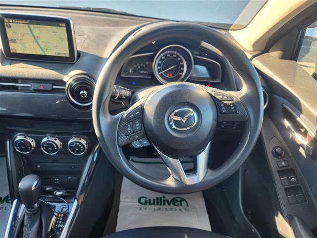 デミオ ＸＤ　禁煙車　セーフティＰＫＧ　ＬＥＤコンフォートＰＫＧ　バックモニター　クルコン　エマブレ　車線逸脱警報　ＢＳＭ　ＬＥＤヘッドランプ　純正ナビ　フルセグ　ＡＡＣ　スマートキー　プッシュエンジンスタート（2枚目）