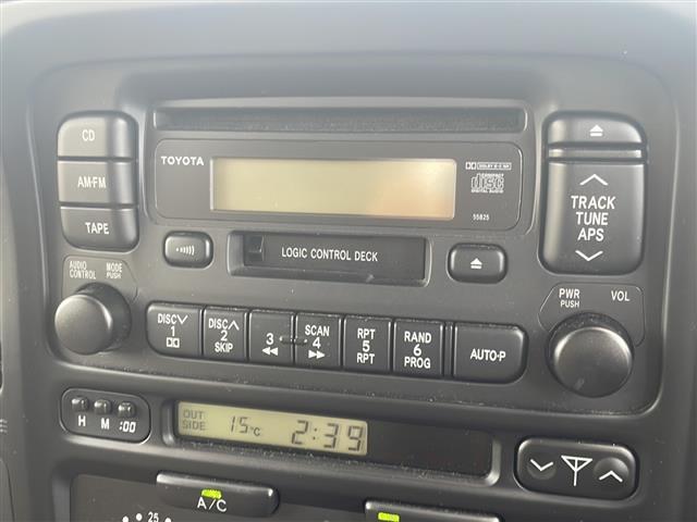 ランドクルーザー100 VXリミテッド サンルーフ ルーフレール シートヒーター レザーシート ドライブレコーダー クルーズコントロール ABS クルーズコントロール 純正フロアマット 純正アルミホイール AAC 4WD オートライト(3枚目)