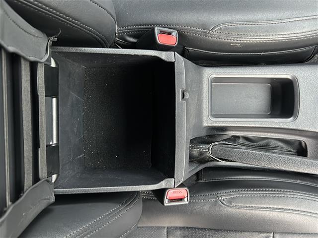 ハイラックス Z 社外ナビ 衝突軽減 バックカメラ ETC Bluetooth CD DVD フルセグ センターデフロック ダウンヒルアシストコントロール パワーウィンドウ パワーステアリング 横滑り防止 オートライト(20枚目)