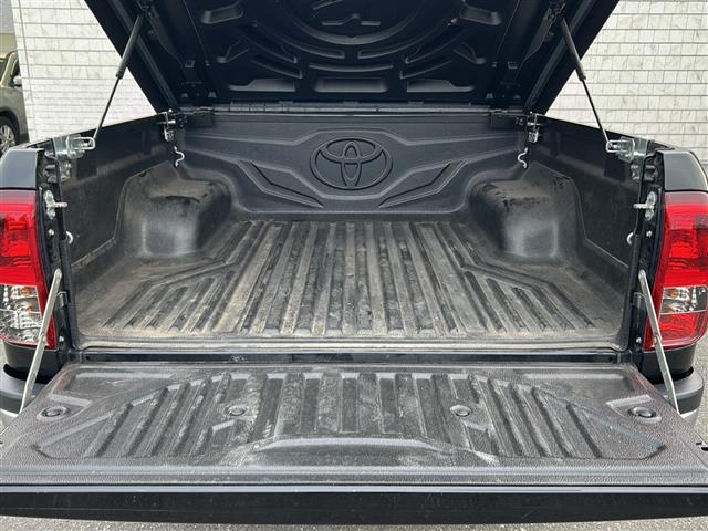 ハイラックス Z 社外ナビ 衝突軽減 バックカメラ ETC Bluetooth CD DVD フルセグ センターデフロック ダウンヒルアシストコントロール パワーウィンドウ パワーステアリング 横滑り防止 オートライト(32枚目)