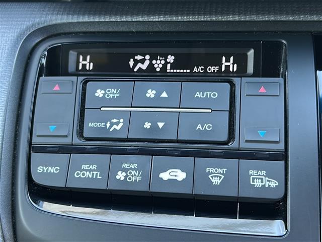 ステップワゴンスパーダ スパーダ ホンダセンシング メーカーナビ 衝突軽減 バックカメラ 4WD ETC Bluetooth CD DVD フルセグ 両側パワスラ オートライト LEDヘッドライト レーンキープ クルーズコントロール ABS 横滑り防止(15枚目)