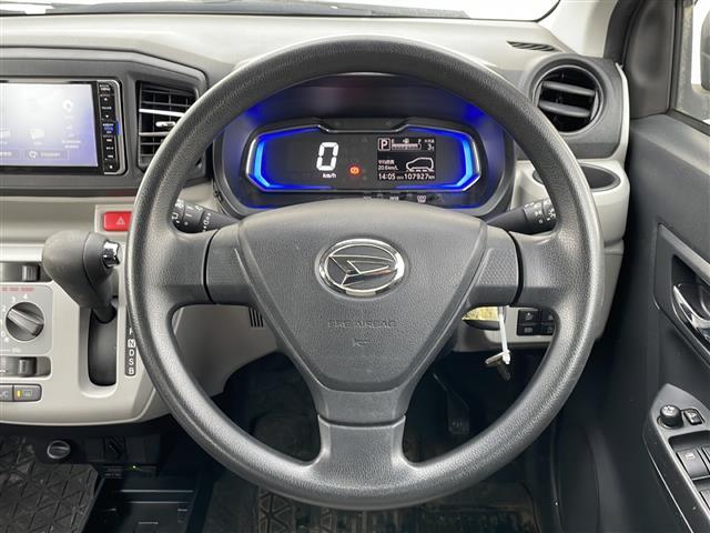 ミライース Ｘ　ＳＡＩＩＩ　社外ナビ　Ｂｌｕｅｔｏｏｔｈ　ＥＴＣ　　純正フロアマット　ＡＢＳ　横滑り防止　オートハイビーム　衝突軽減　コーナーセンサー前後　４ＷＤパワーステアリング　パワーウィンドウ　夏タイヤ積み込み（8枚目）
