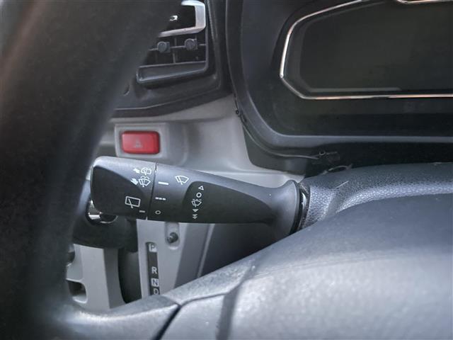 ミライース Ｘ　ＳＡＩＩＩ　社外ナビ　Ｂｌｕｅｔｏｏｔｈ　ＥＴＣ　　純正フロアマット　ＡＢＳ　横滑り防止　オートハイビーム　衝突軽減　コーナーセンサー前後　４ＷＤパワーステアリング　パワーウィンドウ　夏タイヤ積み込み（9枚目）