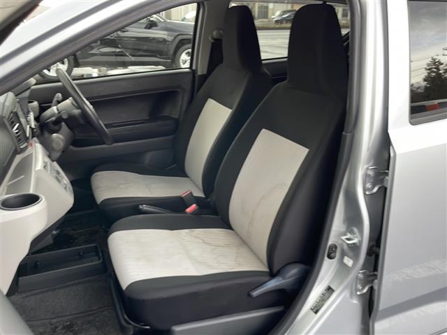 ミライース Ｘ　ＳＡＩＩＩ　社外ナビ　Ｂｌｕｅｔｏｏｔｈ　ＥＴＣ　　純正フロアマット　ＡＢＳ　横滑り防止　オートハイビーム　衝突軽減　コーナーセンサー前後　４ＷＤパワーステアリング　パワーウィンドウ　夏タイヤ積み込み（24枚目）