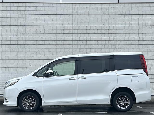 エスクァイア Ｘｉ　ワンオーナー　後席用モニター　純正ナビ　フルセグＴＶ　ＣＤ　Ｂｌｕｅｔｏｏｔｈ　ＥＴＣ　バックカメラ　寒冷地仕様　スペアキー　エンジンスターター　スペアキー　オートライト　夏タイヤ積込み（37枚目）