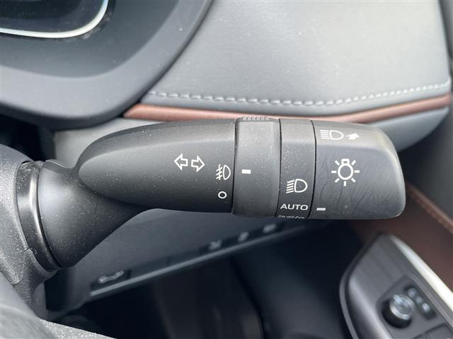 ハリアーハイブリッド Z パノラマルーフ 12.3型ナビ JBL Bluetooth ETC 追従クルコン コーナーセンサー 全方位カメラ レーンアシスト パワーシート 電動リアゲート デジタルインナーミラー 前後ドラレコ(15枚目)