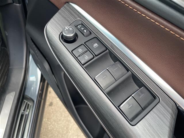 ハリアーハイブリッド Z パノラマルーフ 12.3型ナビ JBL Bluetooth ETC 追従クルコン コーナーセンサー 全方位カメラ レーンアシスト パワーシート 電動リアゲート デジタルインナーミラー 前後ドラレコ(21枚目)