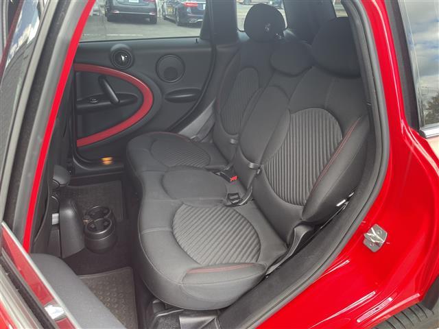 ＭＩＮＩ ジョンクーパーワークス　クロスオーバー　社外ナビ　Ｂｌｕｅｔｏｏｔｈ　ＴＶ　ＣＤ　ＤＶＤ　クルコン　横滑り防止　ＡＢＳ　ＥＴＣ　４ＷＤ　ＡＡＣ　ＭＴモードＡＴ　ドラレコ　純正フロアマット　オートライト　純正アルミホイール（28枚目）